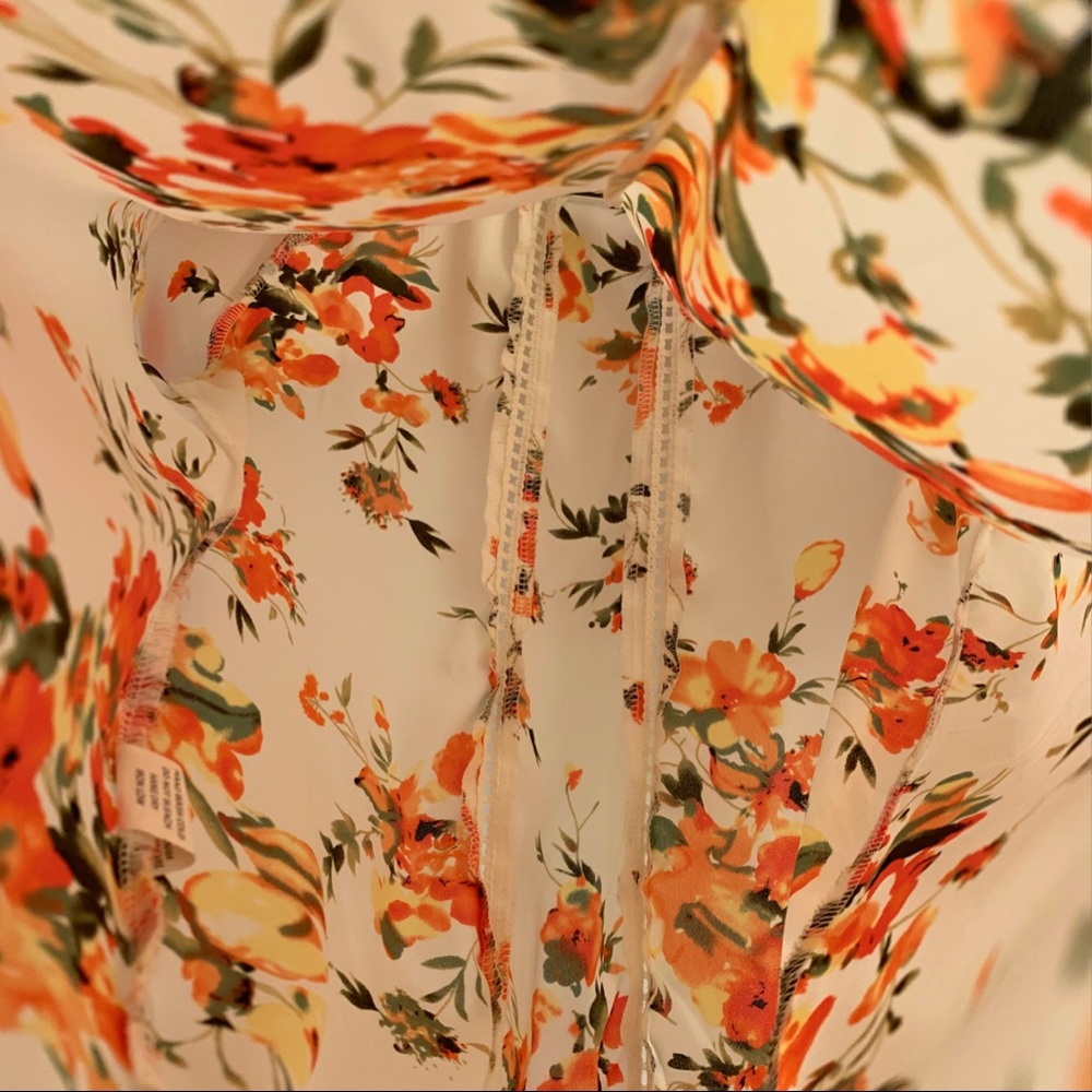SIENNA SKY • Coral Floral Short Sleeve Blouse - Picture 5 of 8